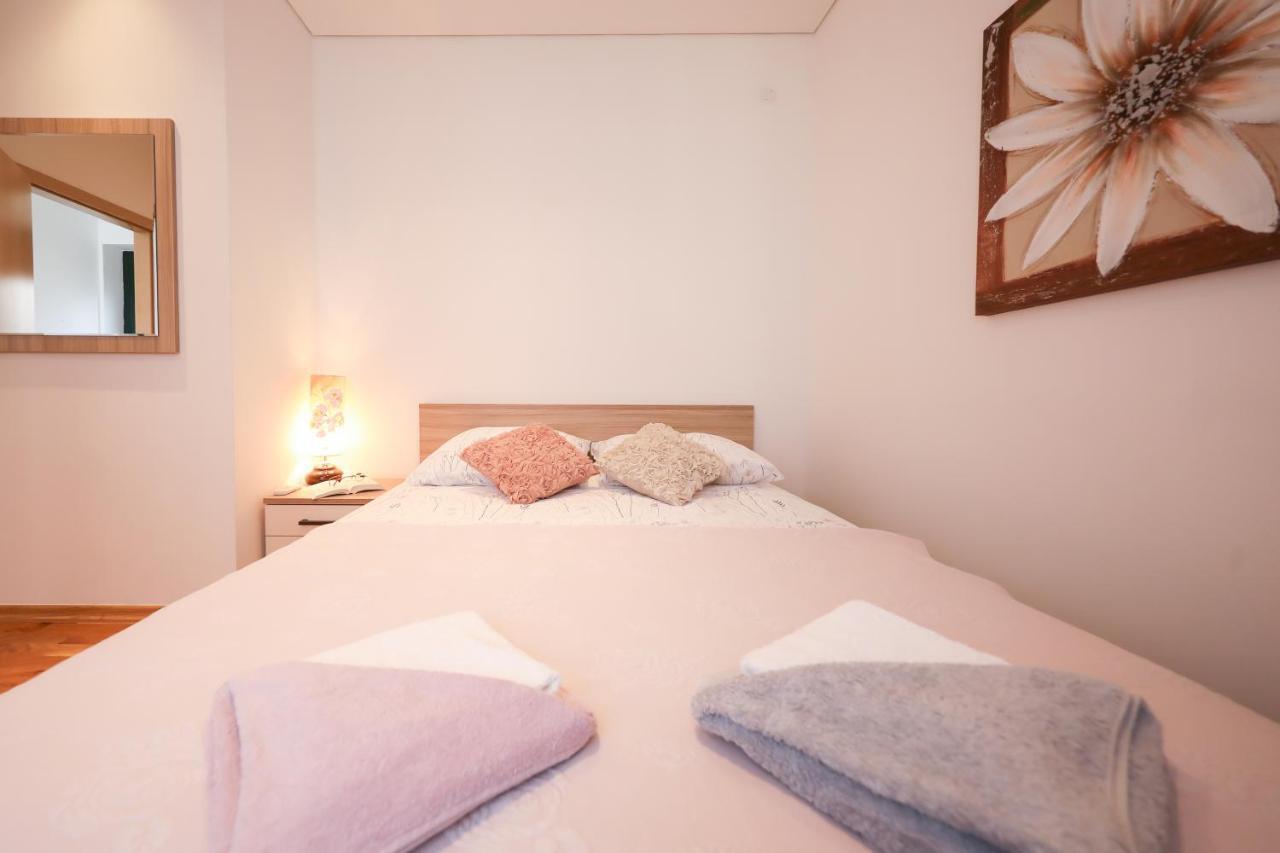 Apartment Milka With Sea View 迪斯诺 外观 照片